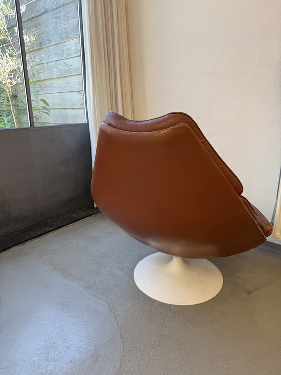 Poltrona lounge vintage Artifort F588 – Sedie e poltrone, Leather, Metal (photo 8 of 8)