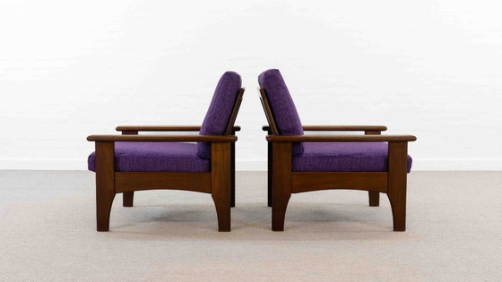 Image 1 of Set van 2 scandinavische fauteuils in teak met paarse bekleding
