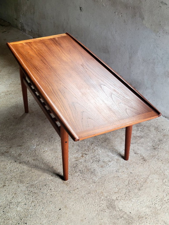 Grete Jalk GJ106 Couchtisch für Glostrup Møbelfabrik, Dänemark 1960, Couchtische, Holz, Braun (Foto 9 von 9)