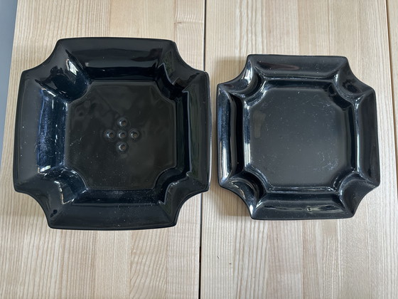 Image 1 of Campione di frutta in terracotta di Delft colore nero