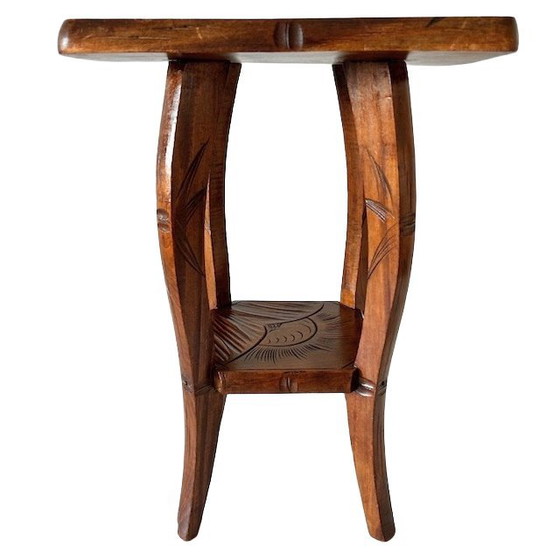 Image 1 of Antiker, handgeschnitzter Beistelltisch von Liberty & Co. im Art-and-Crafts-Stil aus den 1910er Jahren