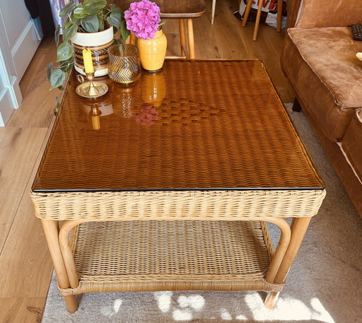 Vintage rotan salontafel met rookglas