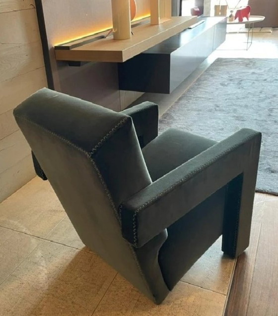 Image 1 of Sillón Cassina UTRECHT (NUEVO 2025) en terciopelo ORTIGIA VERDE CACTUS Lincoln 13L 656