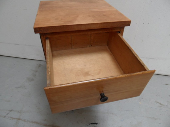 Image 1 of Commode vintage de l'école