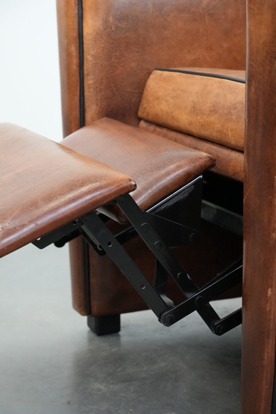 Image 1 of Poltrona reclinabile regolabile in pelle di pecora dal design elegante