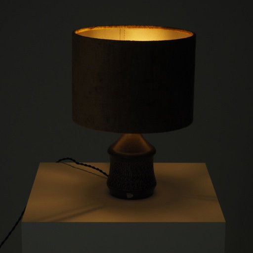 Swedish Ceramic Table Lamp by Henry Brandi for Vejbystrand – tafellampen, Velvet (photo 2 of 13)