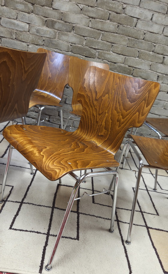 Image 1 of 6 vintage Scandinavische designstoelen uit de jaren 70