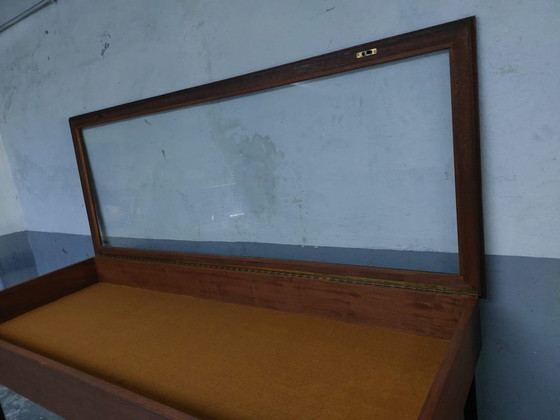 Image 1 of vetrina vintage