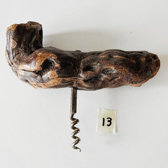 Image 1 of Tire-bouchon ancien français Laurent Siret, 13 racines en bois de vigne, années 1920
