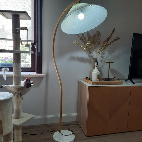 Image 1 of Floor lamp