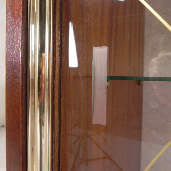 Image 1 of Vitrina de estilo futurista con puertas correderas de cristal, Bélgica, década de 1960.