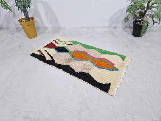 Image 1 of Traditioneller handgeknüpfter Berberteppich aus reiner Wolle, 1,5/2,5 m