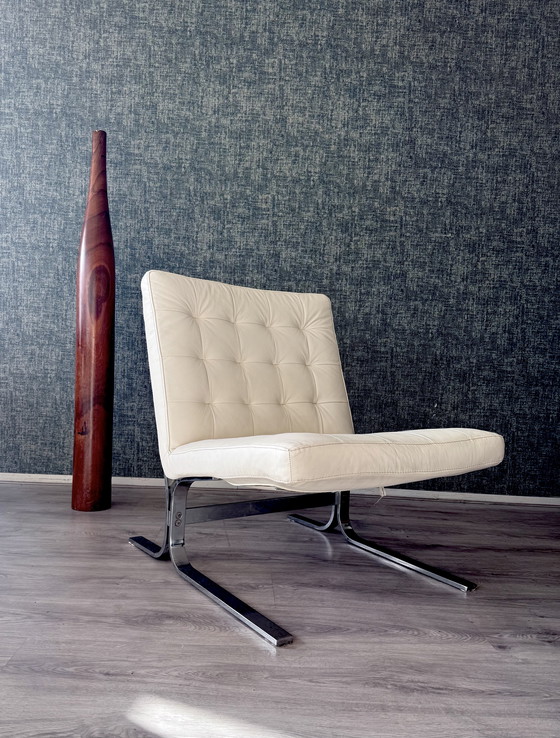 Image 1 of Vintage Italian Lounge Chair in White Leather, 1970s