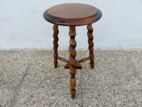 Image 1 of Antiguo taburete de granja trípode, 50s 60s