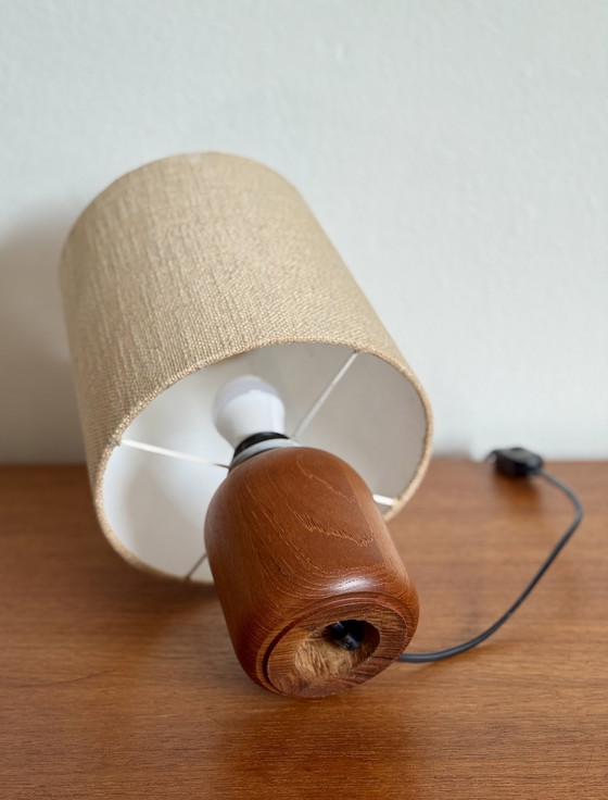 Image 1 of Lampada da tavolo vintage in teak di metà secolo, anni '60