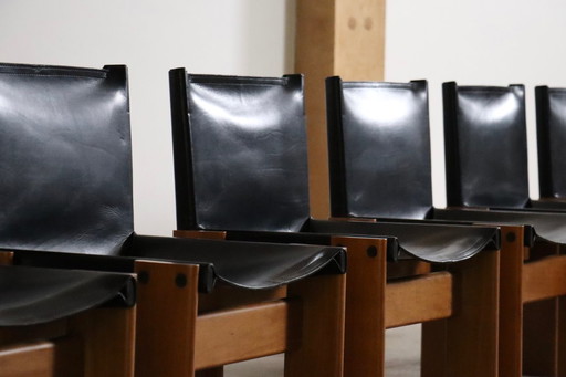 Juego de 6 sillas de comedor Monk diseñadas por Afra y Tobia Scarpa para Molteni, Italia, 1974.