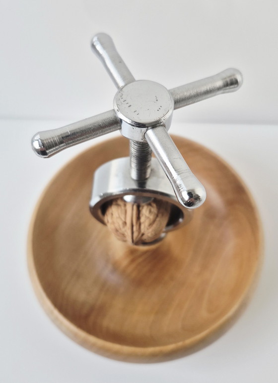 Image 1 of Nutcracker oak / metal vise Carl Auböck (?)