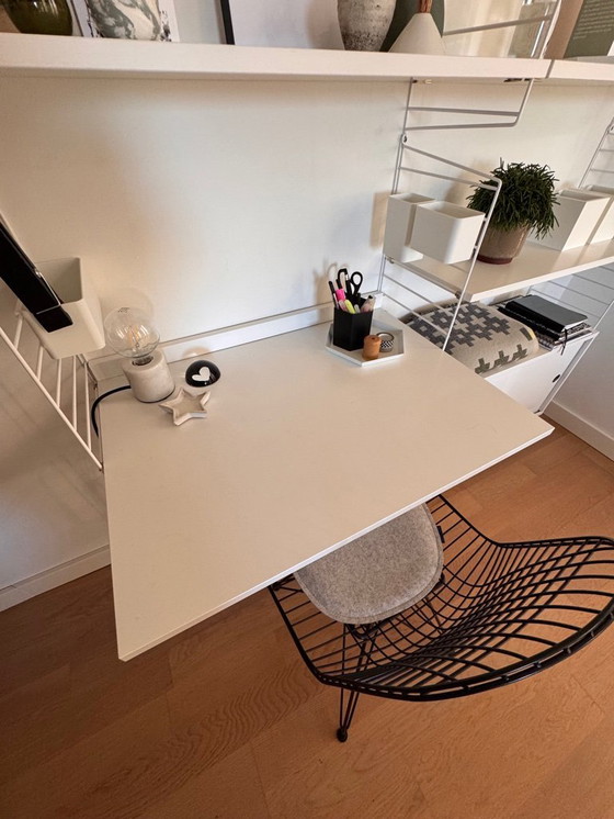 Image 1 of Sistema String, bianco, set completo con scrivania, mobile e accessori