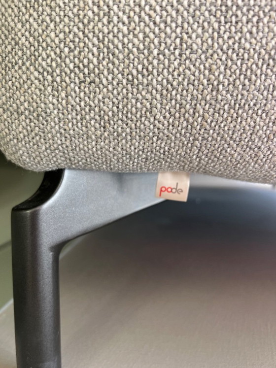 Pode 2-Sitzer Sofa, hellgrauer Textilbezug, 2 Sitzer Sofas, Stoff, Metall, Modern (Foto 3 von 15)