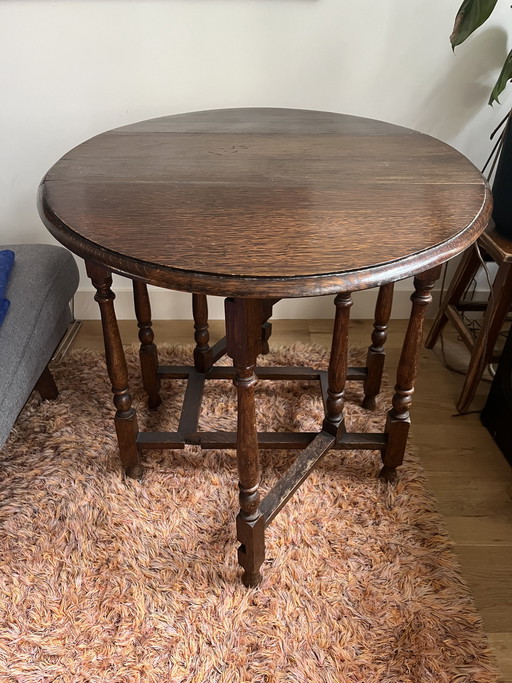 Antique side table foldable 