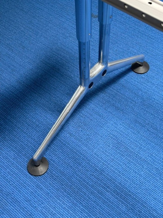 Image 1 of Vitra Ad Hoc pied de table 193cm Design Antonio Citterio