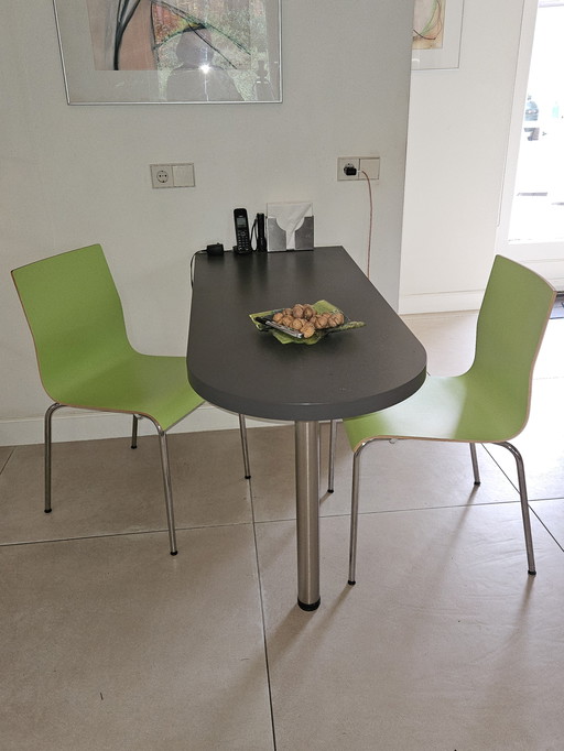 2 x Casala design  Noa stoel. Prijs per stoel.