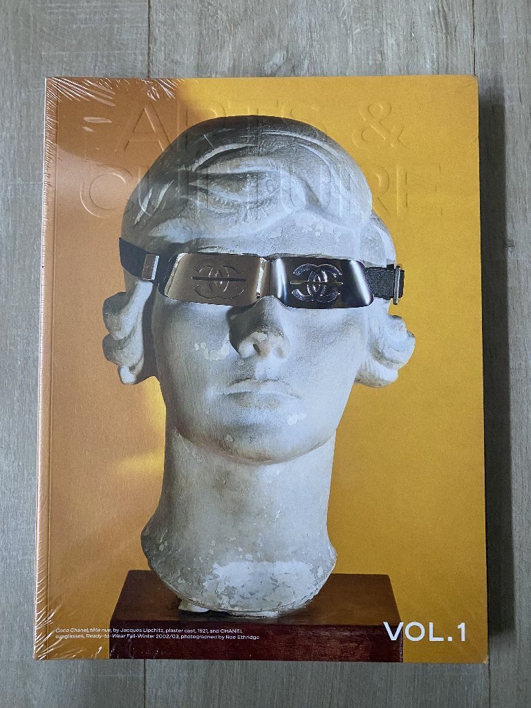 Chanel Arts&Culture Magazine Vol. 1 2025 | €100 | Whoppah