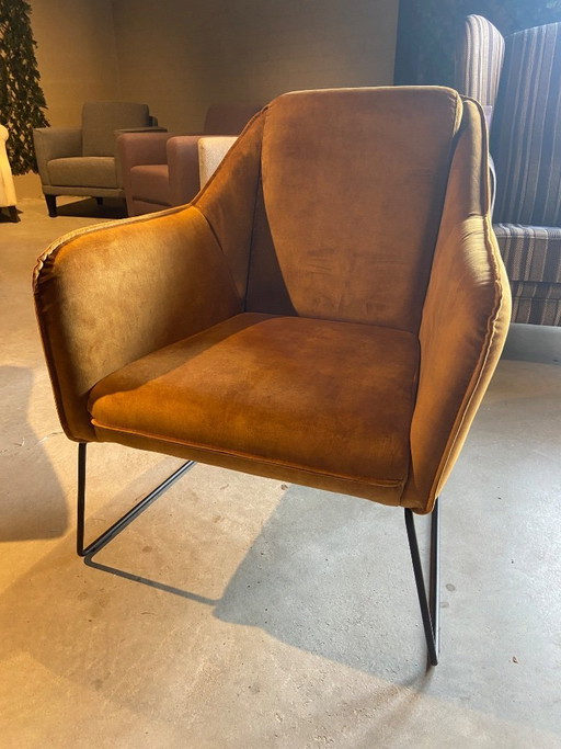 Yuni Armchair