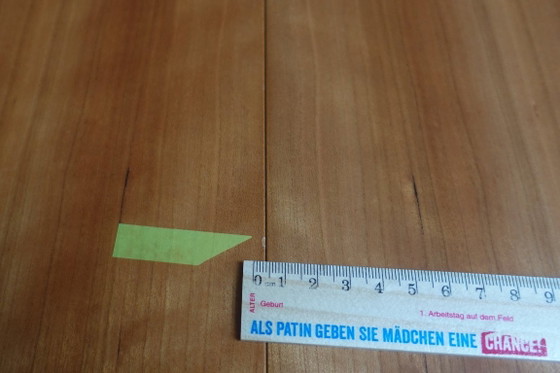 Image 1 of Uitschuifbare eettafel van Arco met tafelblad van kersenhout