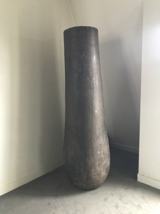 Coppia di Colonne / Totem Brutalisti in Teak – Ex-Nobu Paris (180 cm)