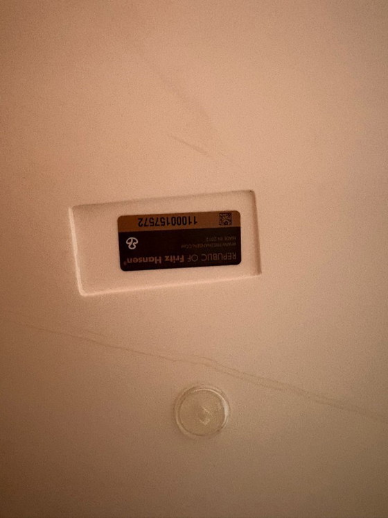 Image 1 of Tavolo asimmetrico Fritz Hansen