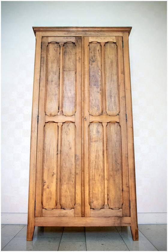 Pretty 50s Parisian Wardrobe – Wood (photo 2 of 8)