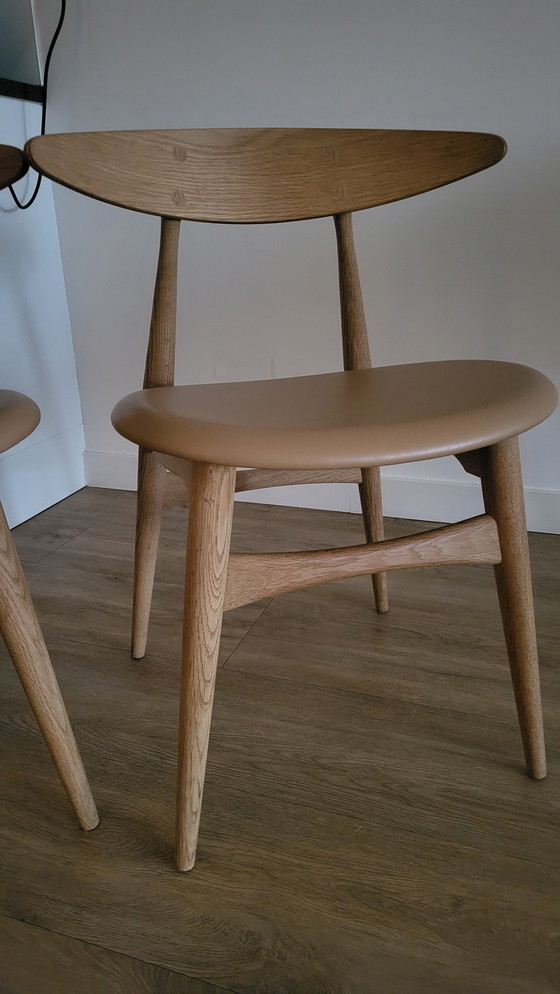 Image 1 of 2x Carl Hansen & Son dining table chair in very good condition