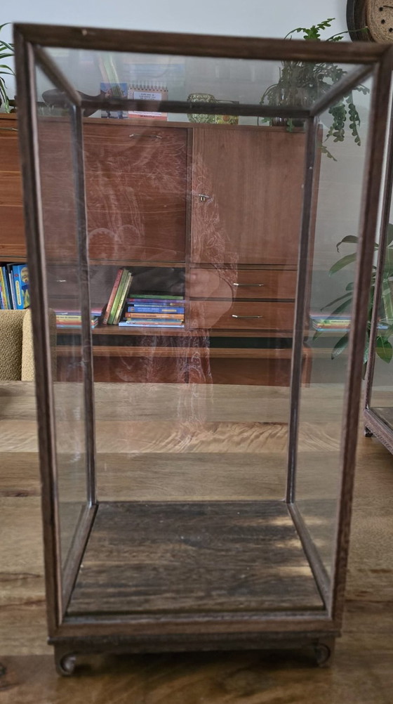 Image 1 of 3 x Stolp, vitrine carrée