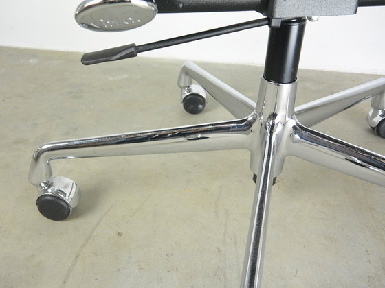 Image 1 of Vitra EA 117 Bürostuhl