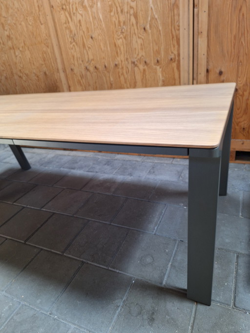 ARCO Dining Table