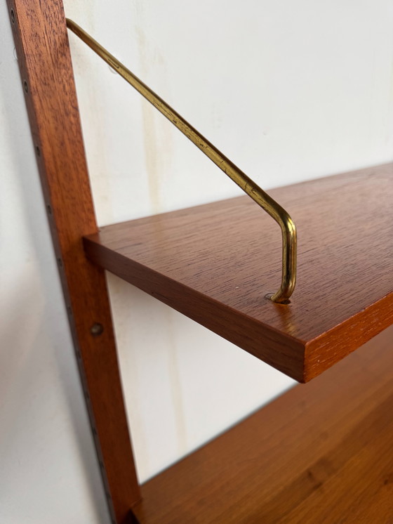 Image 1 of Meuble mural Poul Cadovius Royal System – Élégance en teck danois