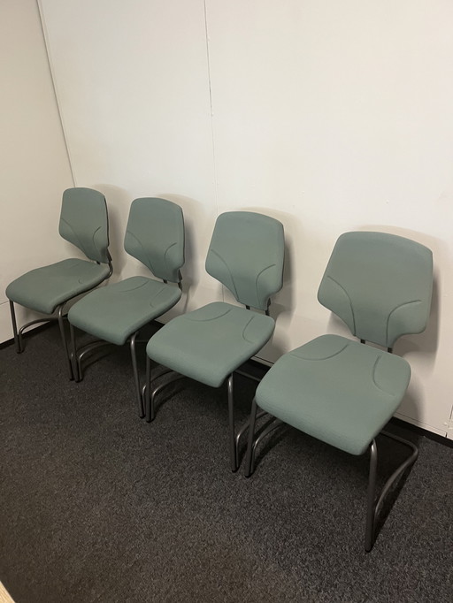 GIROFLEX VINTAGE CANTILEVER CHAIR