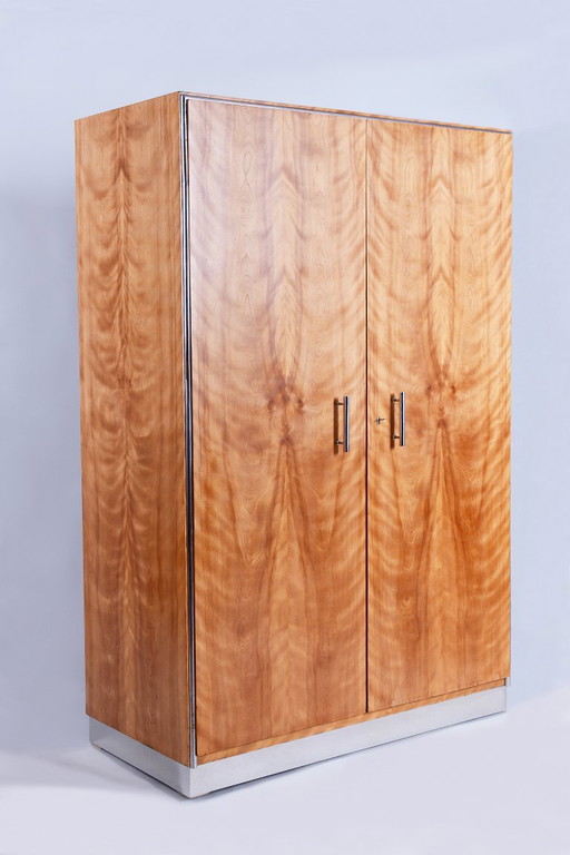 Gerestaureerde Bauhaus-kledingkast, door H.J.Hagemann, Mücke-Melder, Tsjechië, jaren dertig – kledingkasten, Wood, Chrome