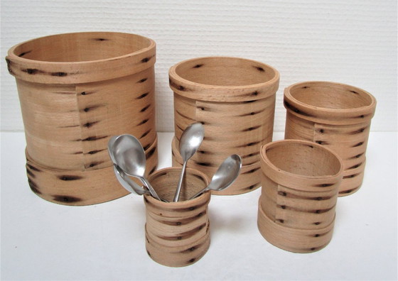 Image 1 of cinq boîtes gigognes bois patiné vintage