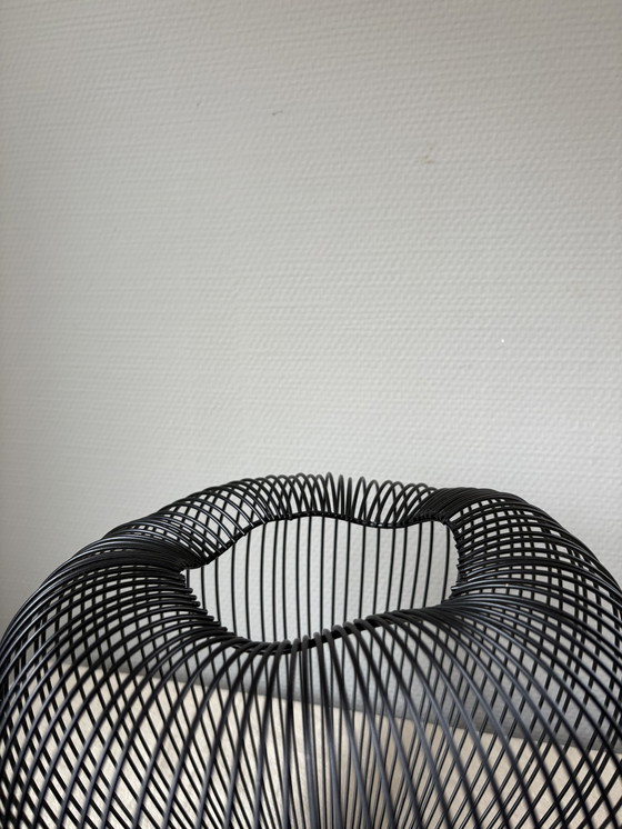 Image 1 of Schwarzes Design Vase Draht Stahl - Neuer Zustand
