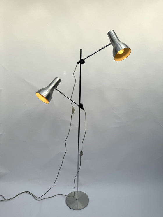 Image 1 of Minimalistische staande lamp uit het midden van de eeuw – verstelbaar ontwerp met dubbele kegel (Hala Zeist / Anvia-stijl)