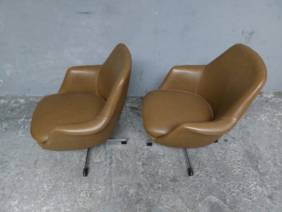 Mid-Century Swivel Chairs – Draaistoelen, Plastic (photo 12 of 39)