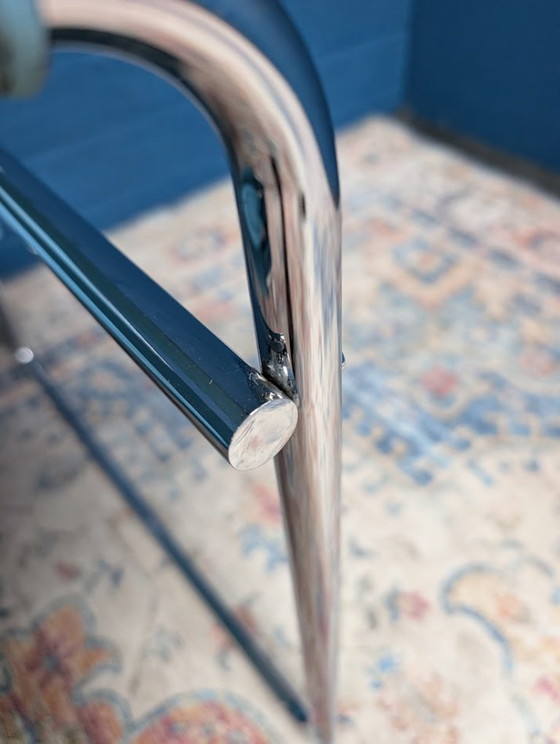 Image 1 of Vintage blauwe Wassily fauteuil, Marcel Breuer, jaren 80