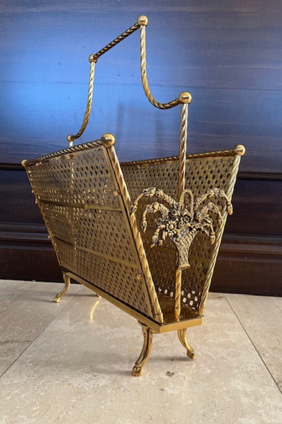 Image 1 of Porte-revues en laiton style Hollywood Regency – lourd et décoratif