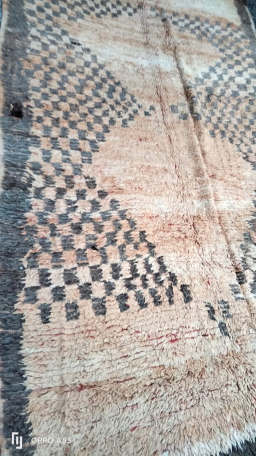 hand-knotted Berber wool rug 343x185cm