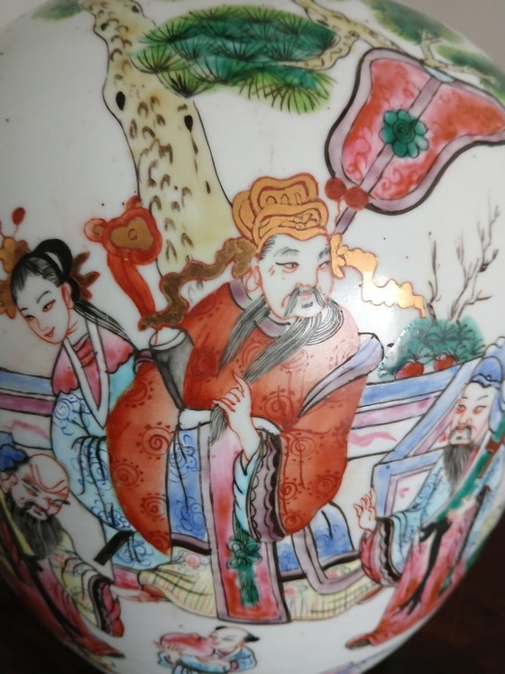 Image 1 of Paar grote chinese gemberpotten emaille Famille Rose 30cm