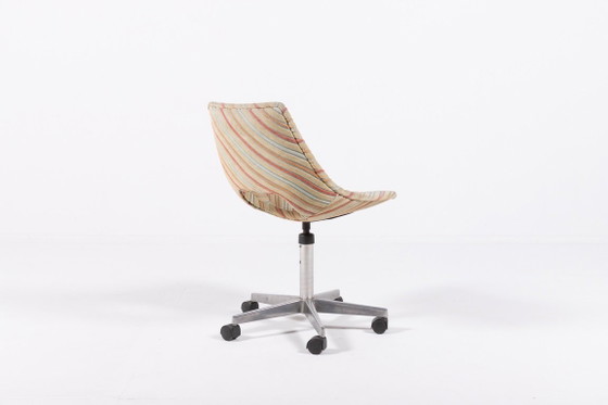 Image 1 of Zwei italienische Schreibtischstühle von Augusto Bozzi für Saporiti, 1970er Jahre