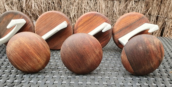 Lot de 5 crochets muraux Schönbuch – Portemanteaux, Metal, Wood (photo 10 of 11)