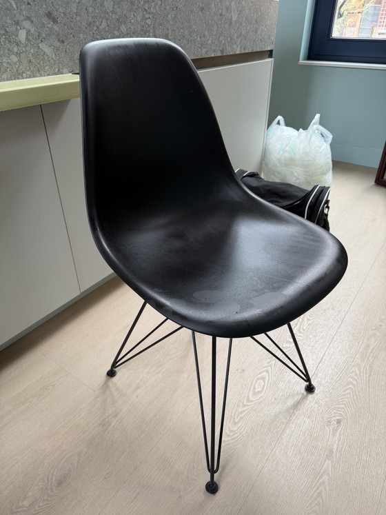 Vitra DSR Black – Dining chairs, Metal, Plastic (photo 7 of 9)